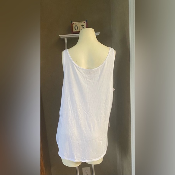 V is for Veggies flowy tank Top women’s size Large - Picture 2 of 6